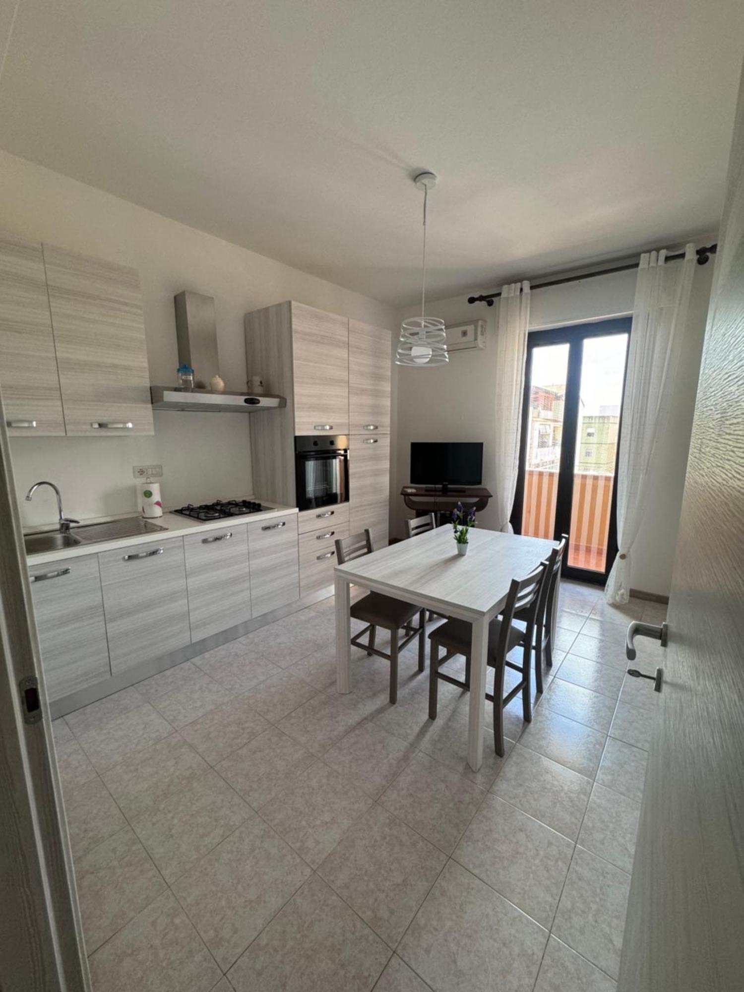 Galvani Apartment Porto Torres Bagian luar foto
